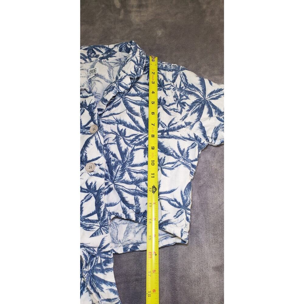 BDG UO 100% Linen Sz S Palm Tree Blue White Cropped Tie Front Button Up Shirt 26 - Picture 2 of 7